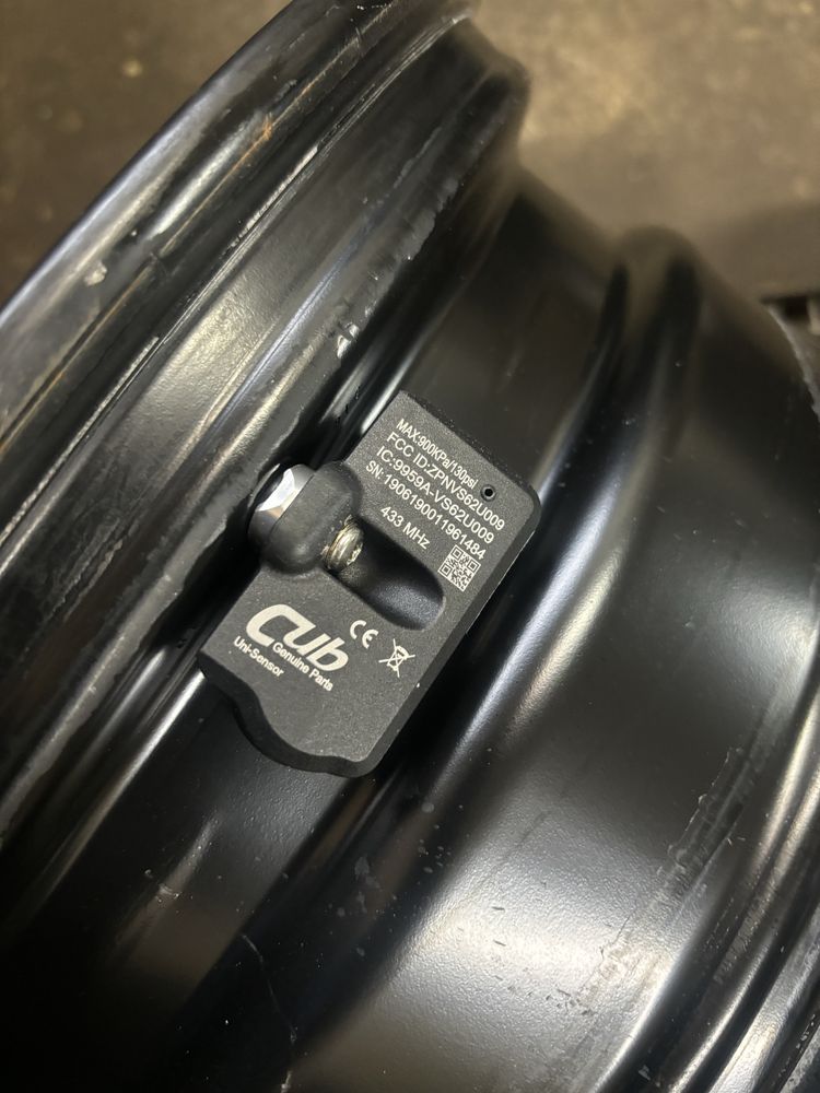 Komplet felg stalowych 16” 4x108 Ford TPMS