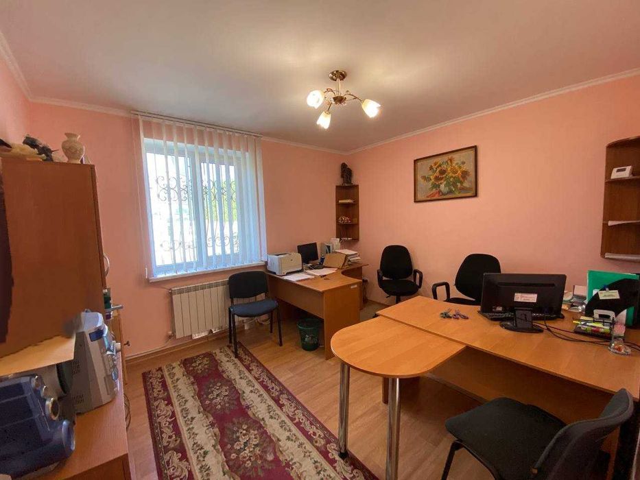 Продаж будинку під ваш бізнес. с.Немішаєве. Варшавська траса ID:700