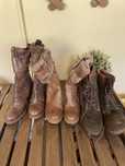 Botins vários em pele, 39