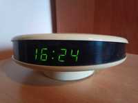 Grundig Sonoclock 100 - Space Age, UFO