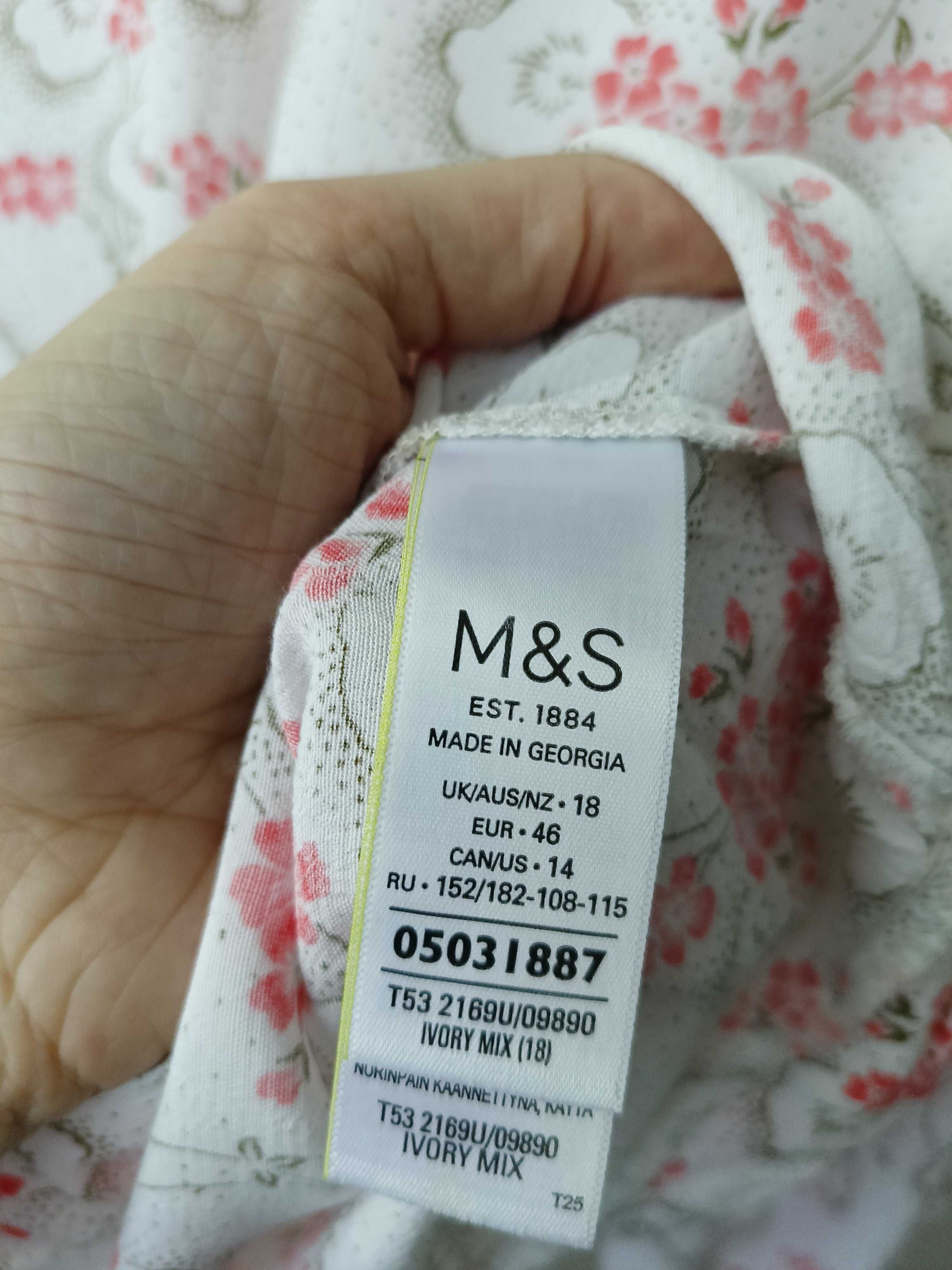 Biała wiskozowa bluzka w kwiatki Marks Spencer rozmiar 46