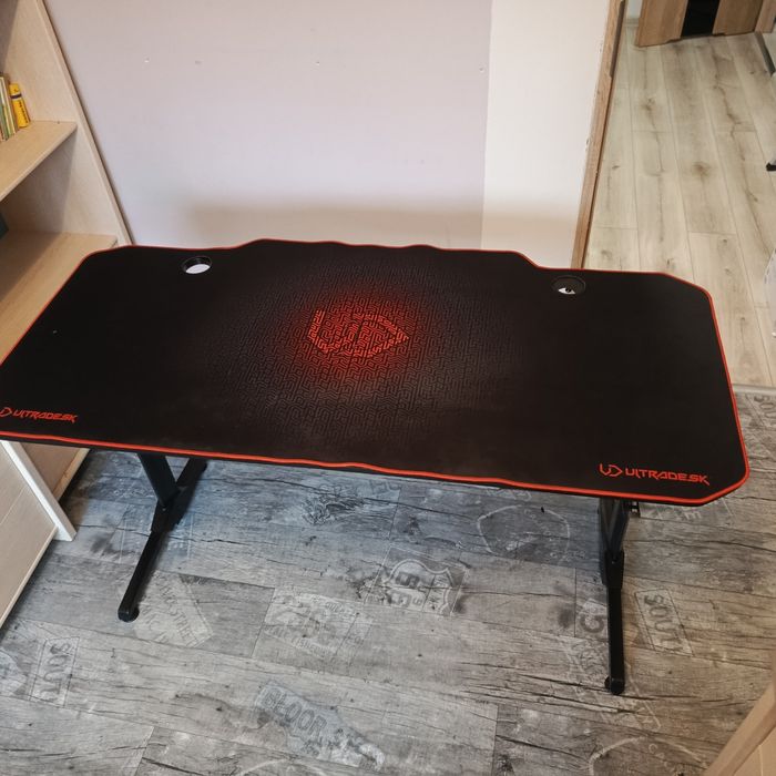 Biurko ultradesk gamingowe