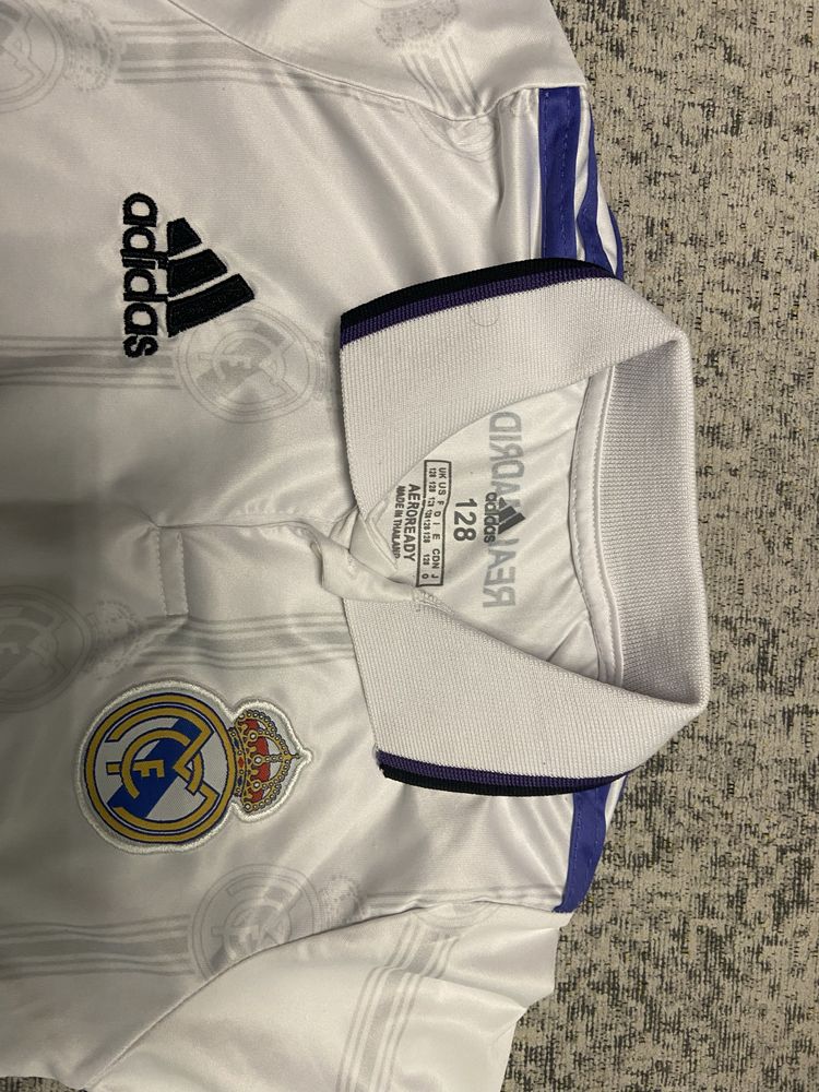 Koszulka dziecięca Benzema Real Madryt 128
