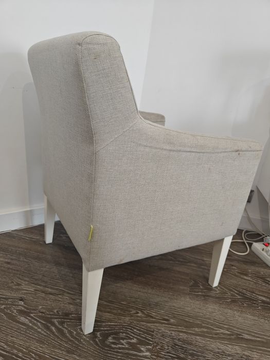 Cadeirão bebe/creme