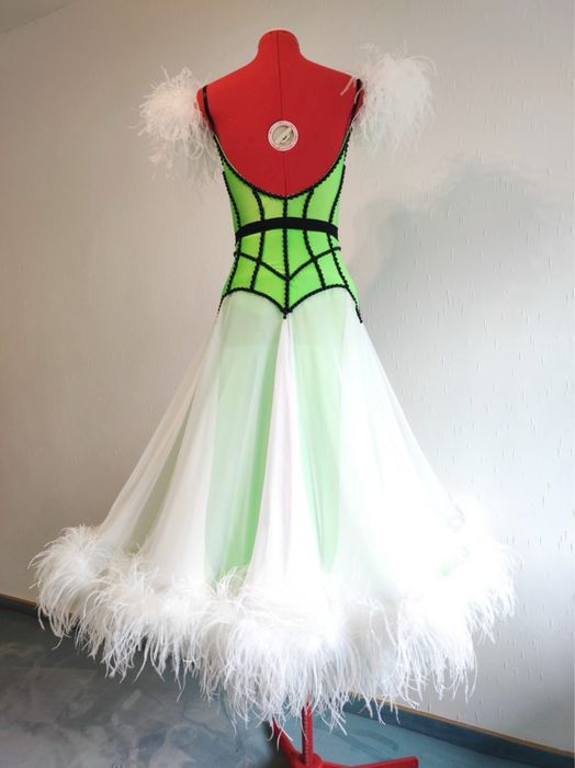 Плаття для стандарту, Юніори 1/2