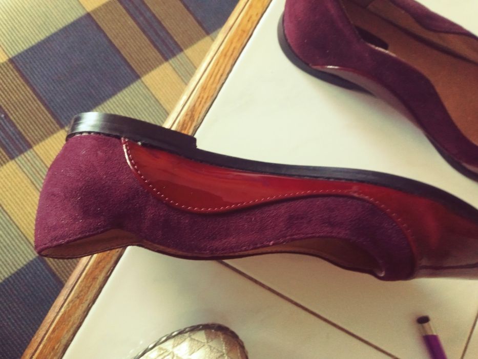Buty cale niskie bordo 38 zamsz lakier