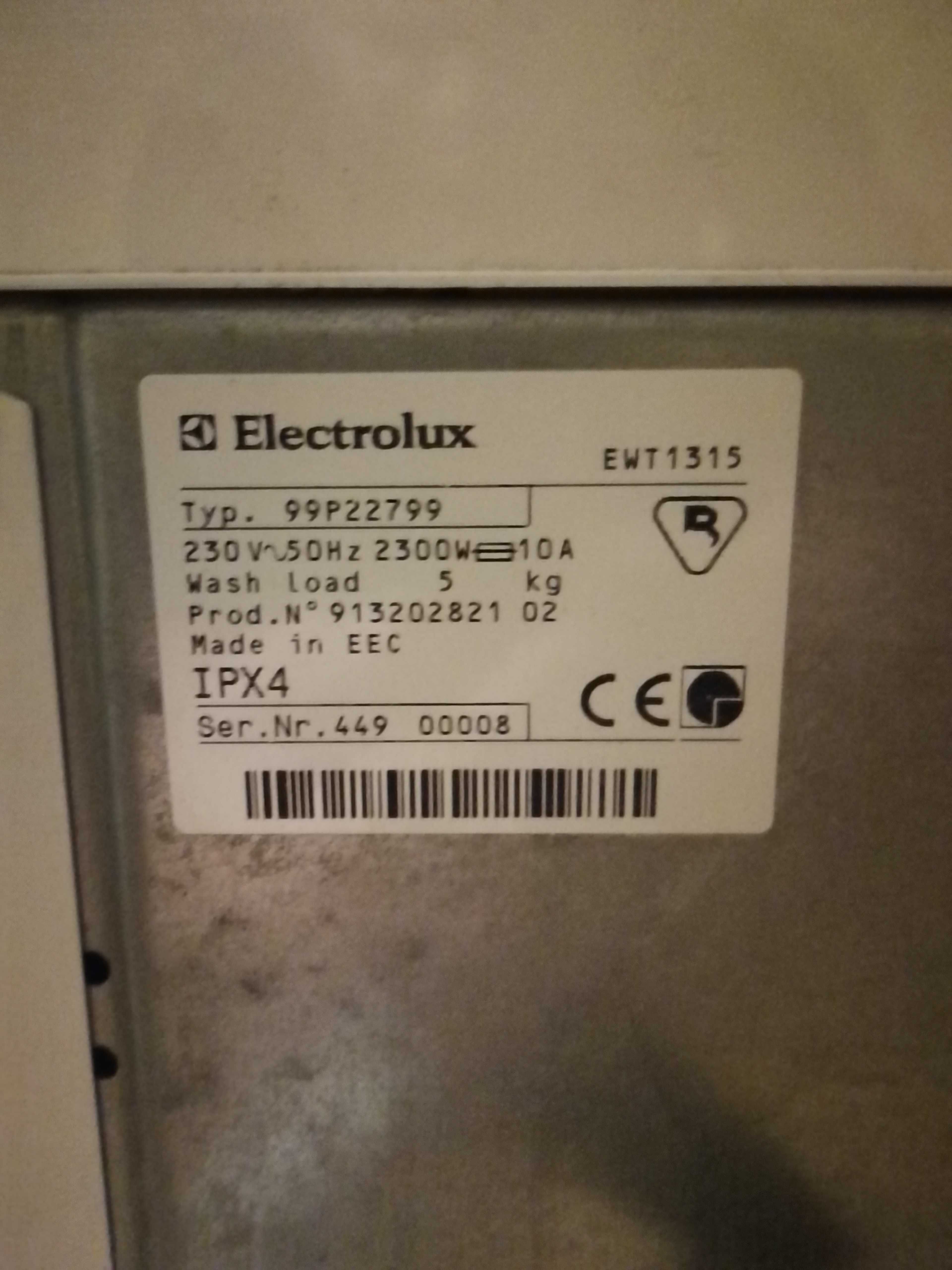 Pralka Elektrolux EWT 1315 w częściach.