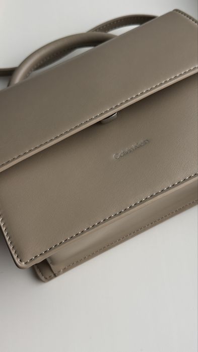 Сумочка Calvin Klein