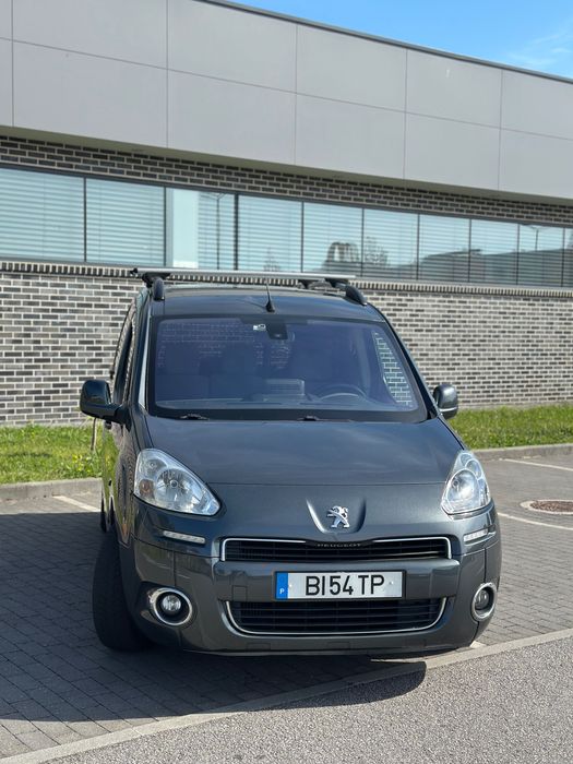 Pegeuot Partner 1.6hdi  AUTOMÁTICA