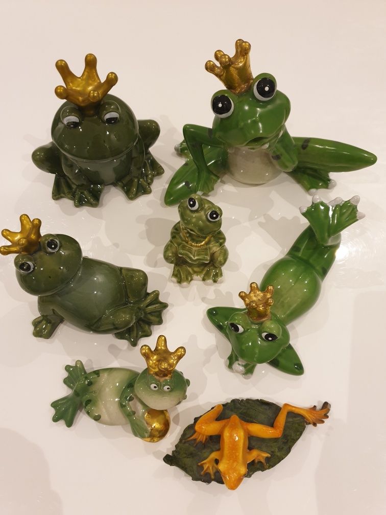 Figurki ceramiczne - Zielone Żabki