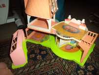 Linda casinha para brincar