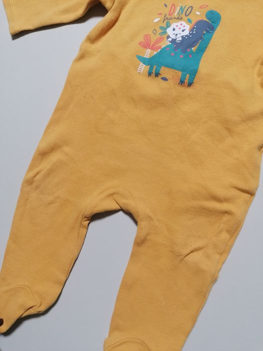 Babygrow Amarelo Mostarda com Dino