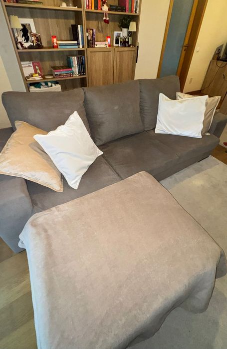 Sofá com chaise lounge