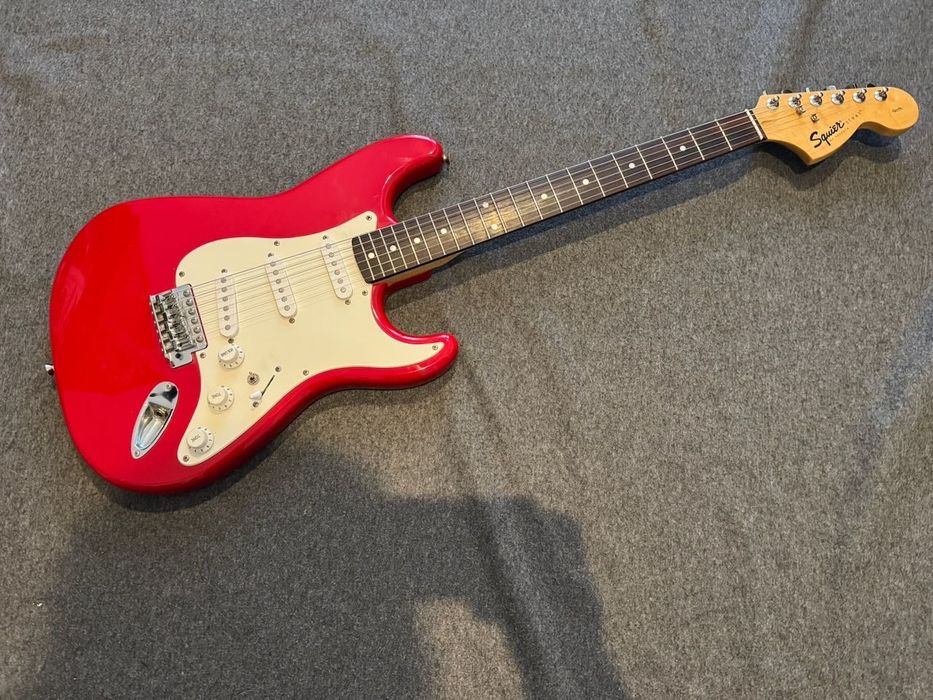 Gitara elektryczna Squier by Fender Affinity SSS