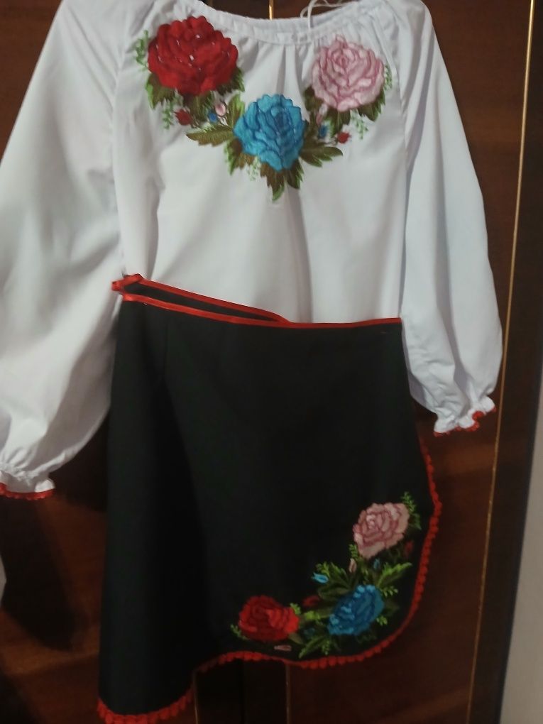 Дитячі вишиванки