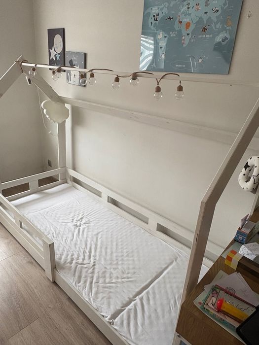 Łóżko dziecięce drewniane typu domek 200x90mm