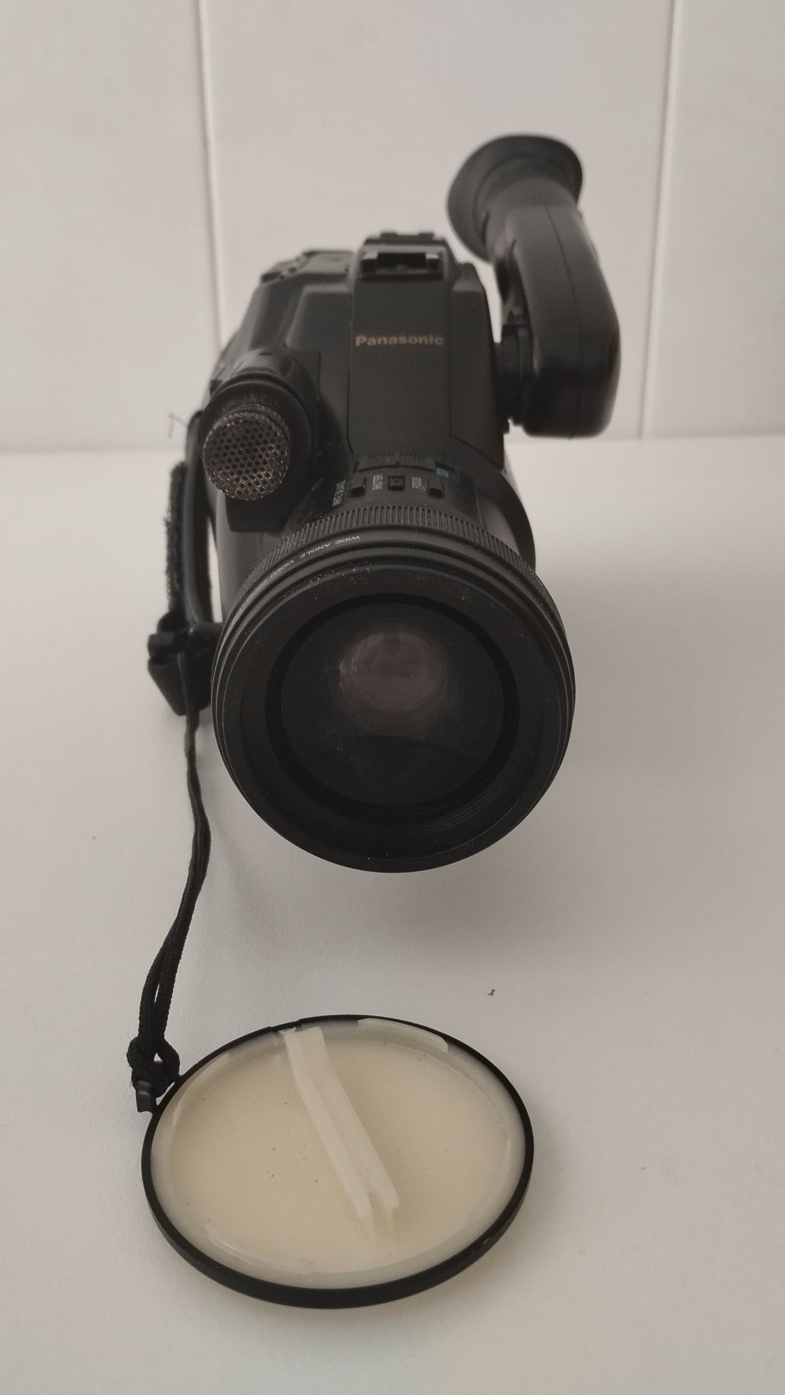 Máquina de filmar Panasonic G101