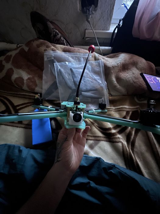 Продам дрон 10дюймов