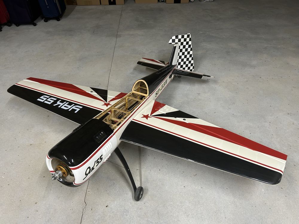Model Yak 55 elektryk 180 cm