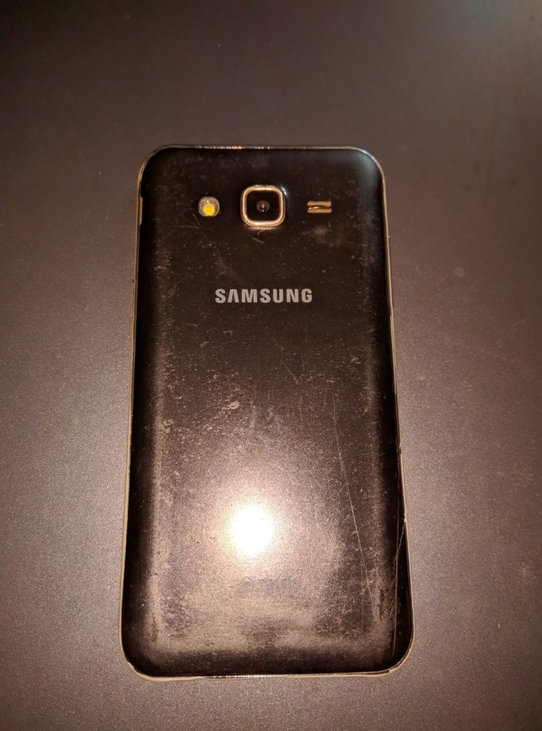 Samsung j500h на запчастини