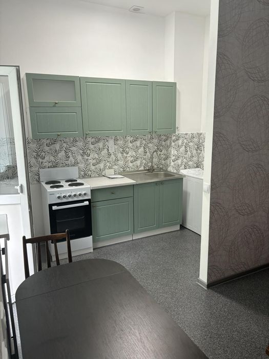 Сдается однокомнатная квартира-студия.