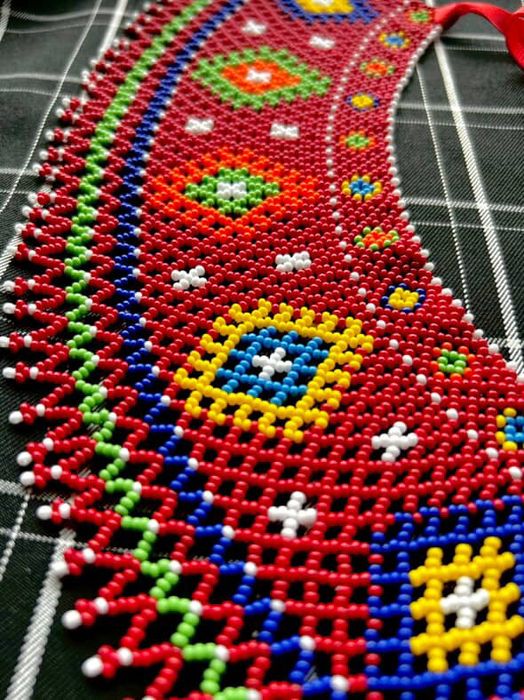 Криза, лемківська кривулька, кольє, намисто, виріб з бісеру, силянка