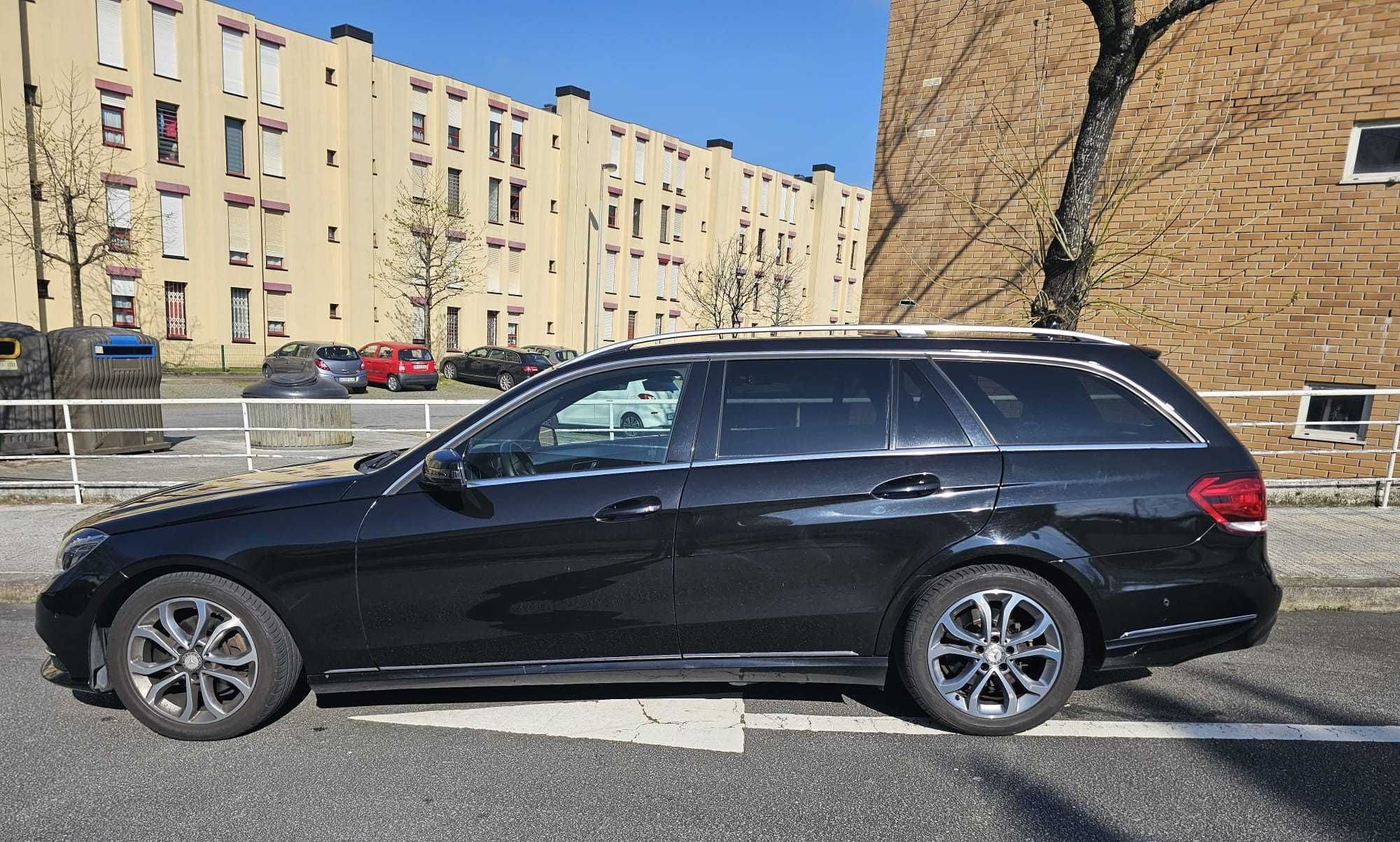 Vendo Mercedes Class E-220