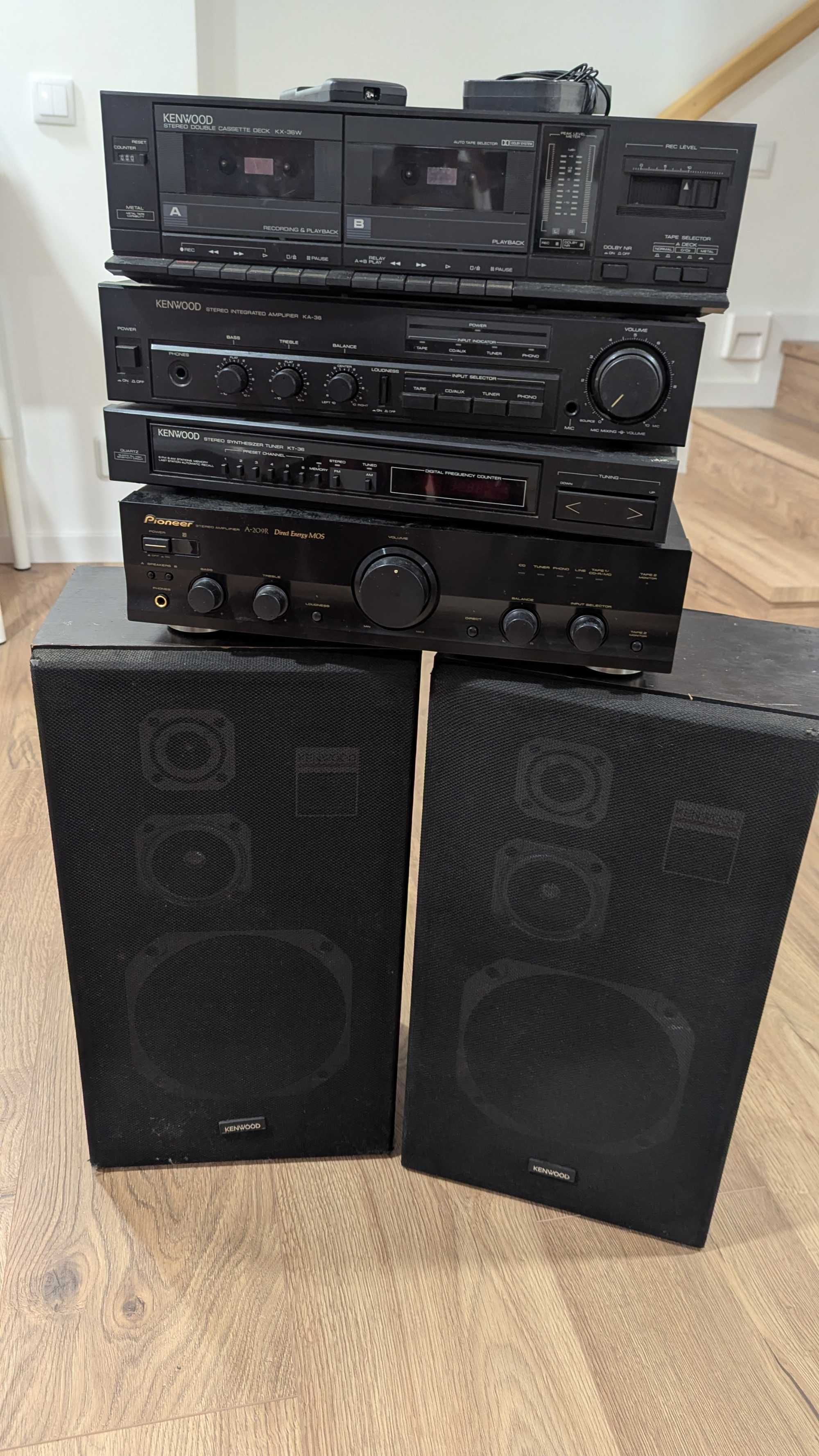 Amplificador Pioneer + Kenwood System 36