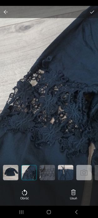 Czarna bluzka z haftem i wiązaniem
