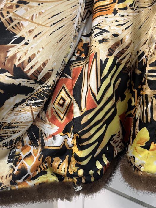 Норковая шубка с капишоном на змейкер.46-48