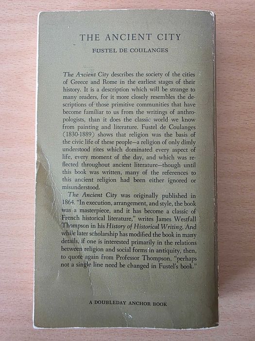 Livro "The Ancient City" de Fustel de Coulages