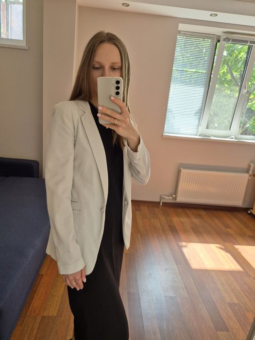 Білий піджак Pull&Bear