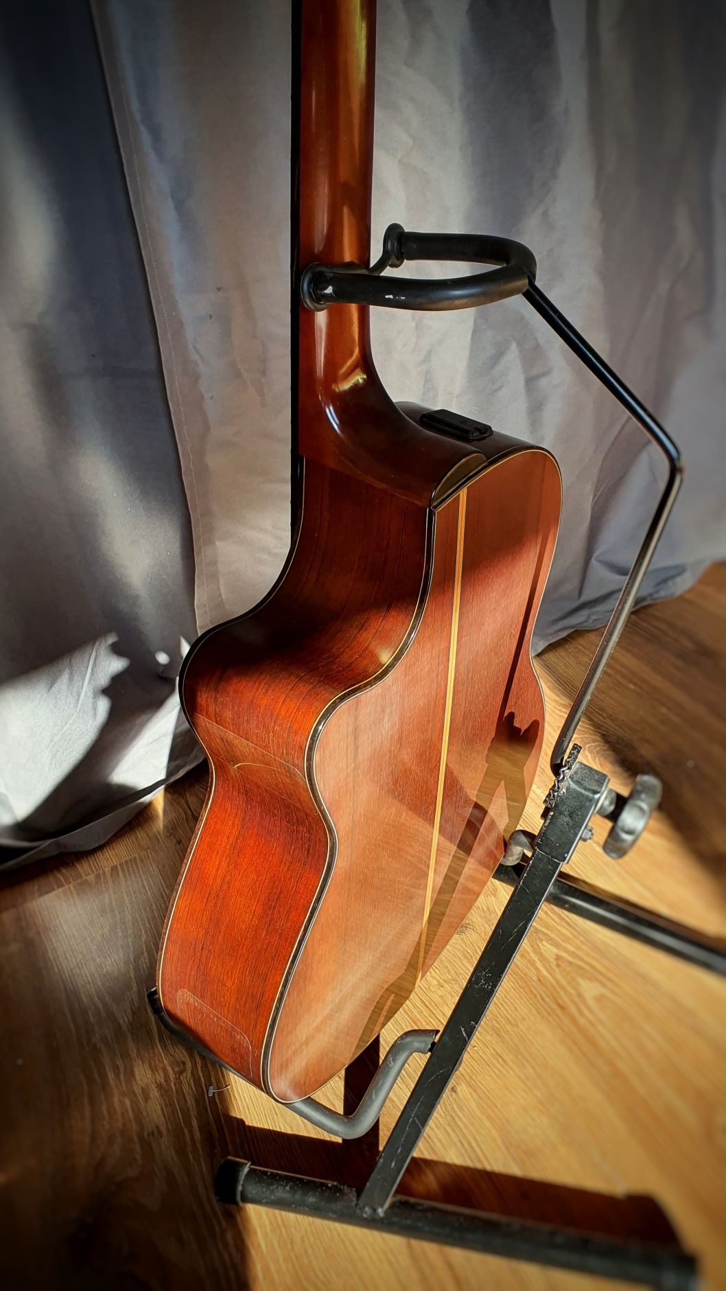Gitara Yamaha CG 150 CCE elektro klasyczna - próbki dźw. w opisie