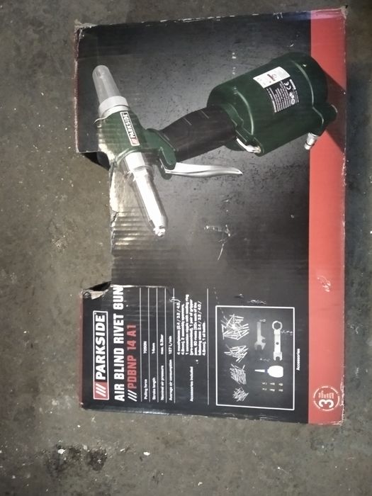 Пневматичний заклепочник, закльопочник