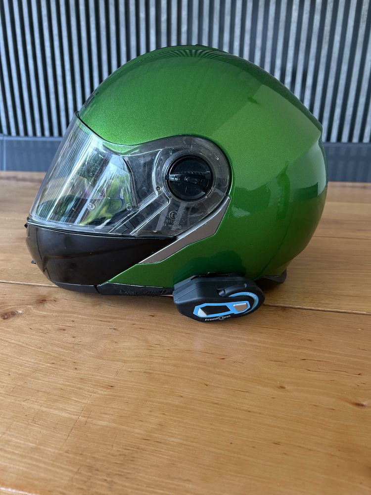 Kask motocyklowy z intecomem
