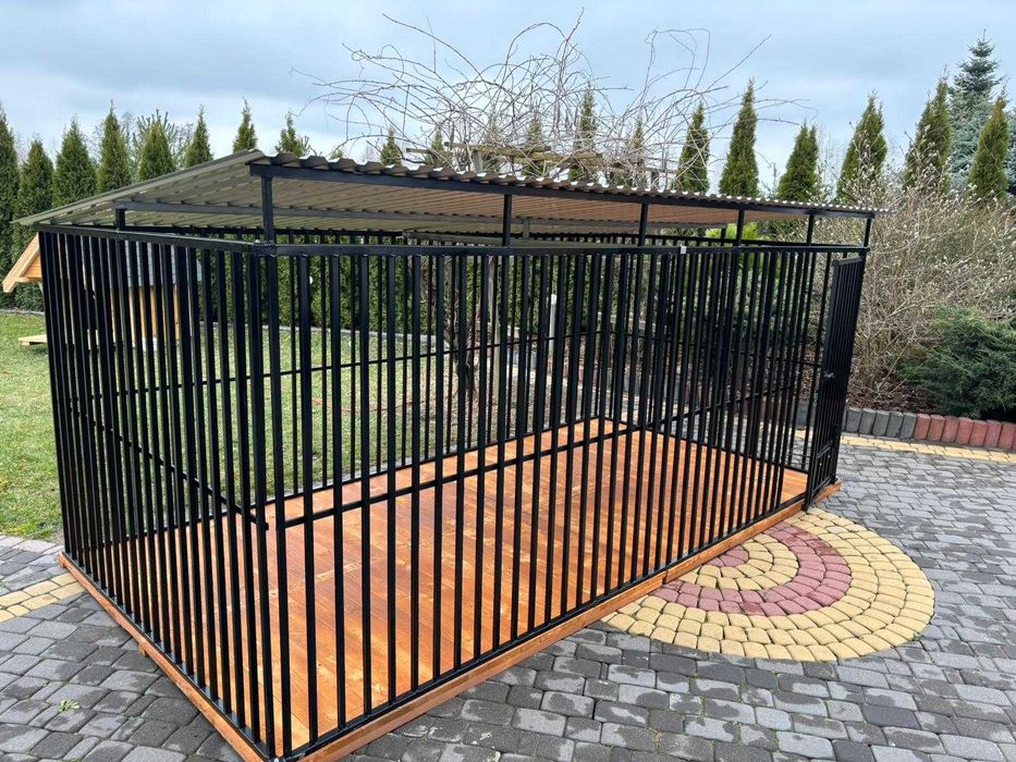 Kojec spawany dla psa