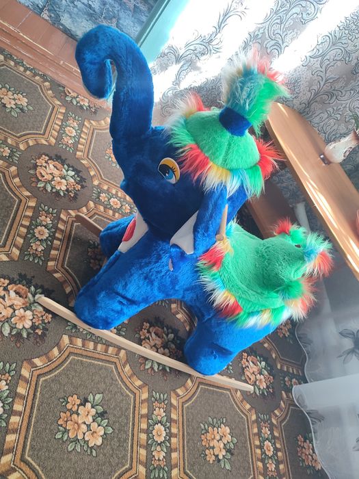 Гойдалка слон для дитини