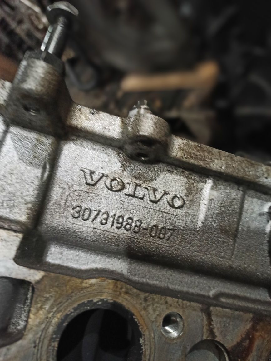 Двигун мотор двигатель блок D5244T Volvo 2.4d