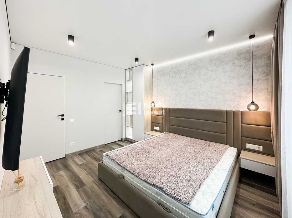 Продам 3-х к кв, новострой, ЖК Дом с ротондами, метро Научная, Госпром
