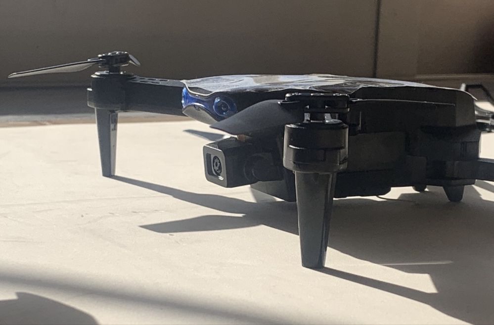 Drone Novo com Câmeras 4K – C/ Mala de transporte