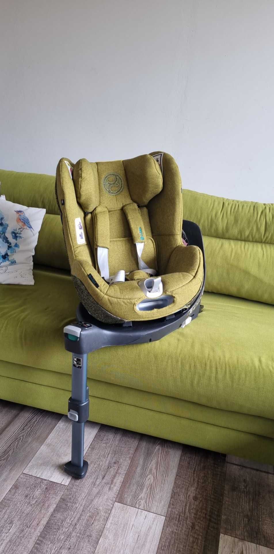 Fotelik Cybex Sirona + baza obrotowa Cybex