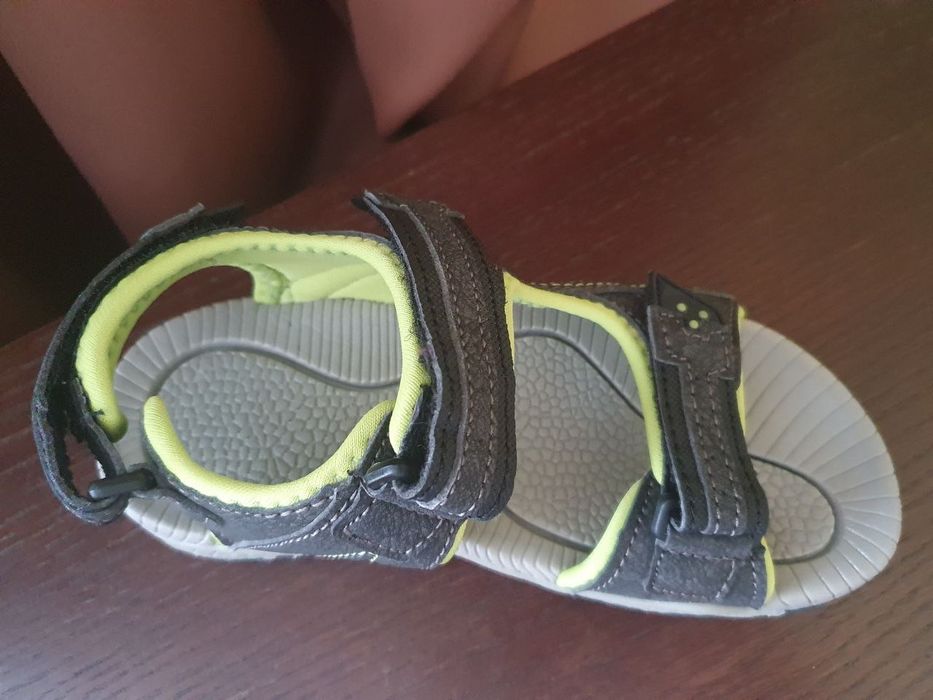 Босоніжки хлопчик kamik 31р