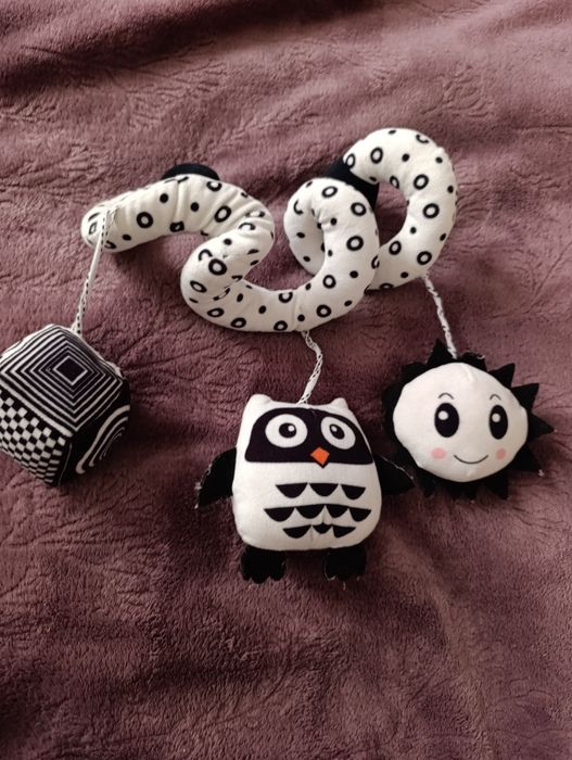 Іграшки для новонароджених