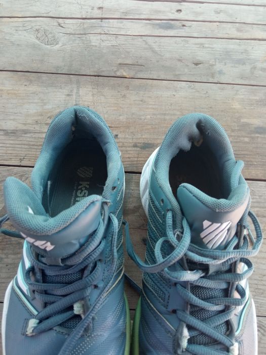 Кросівки чоловічі 37 розмір