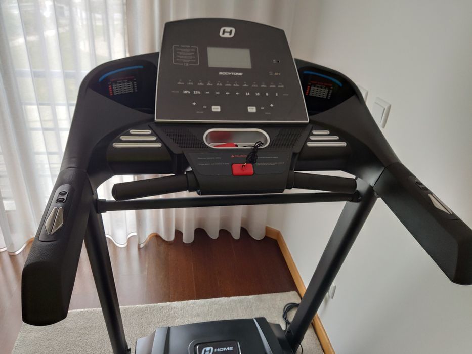 Passadeira dobrável preta BODYTONE