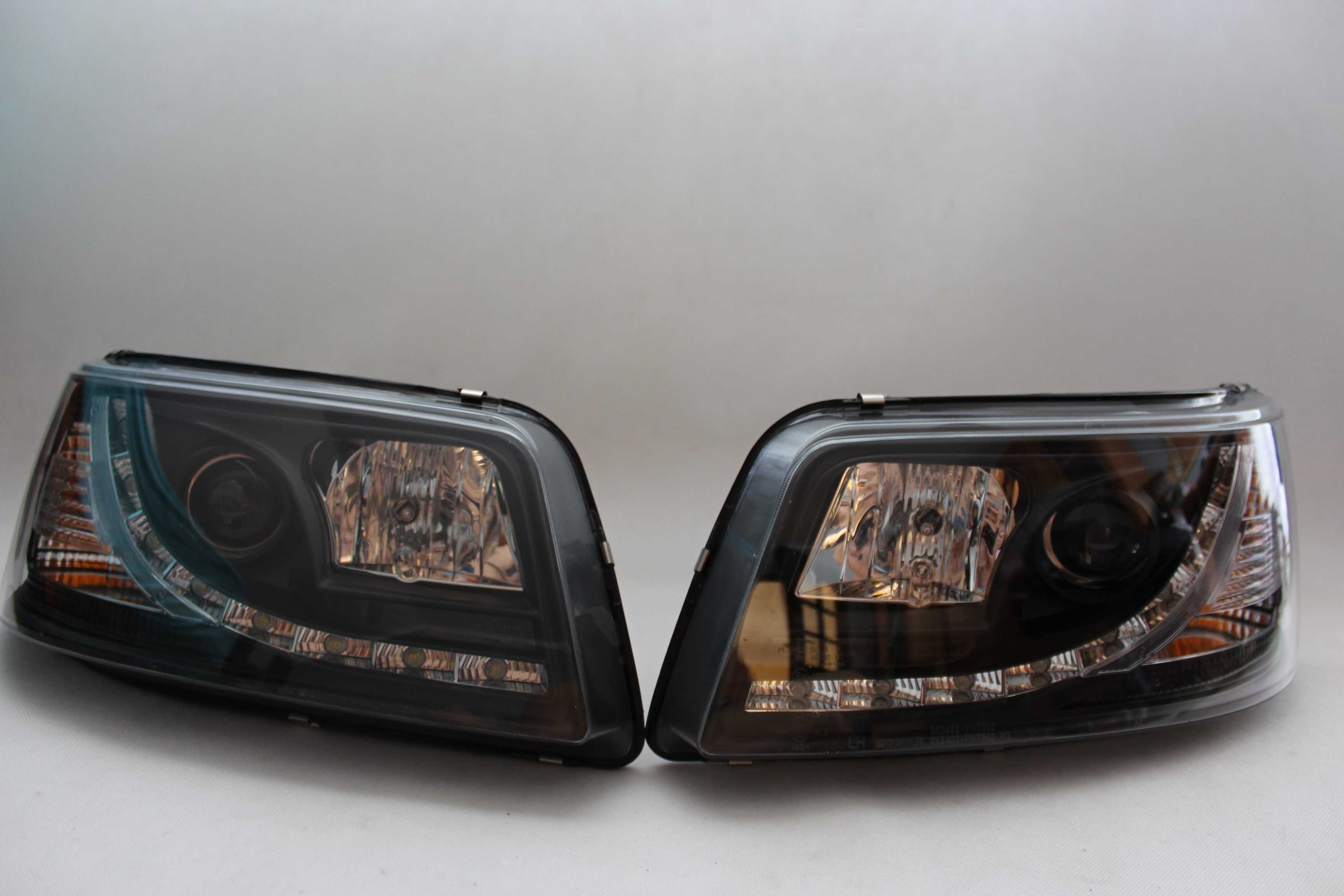 Lampy przednie przód VW T5 Transporter 03-09 LED BLACK Czarne NOWE