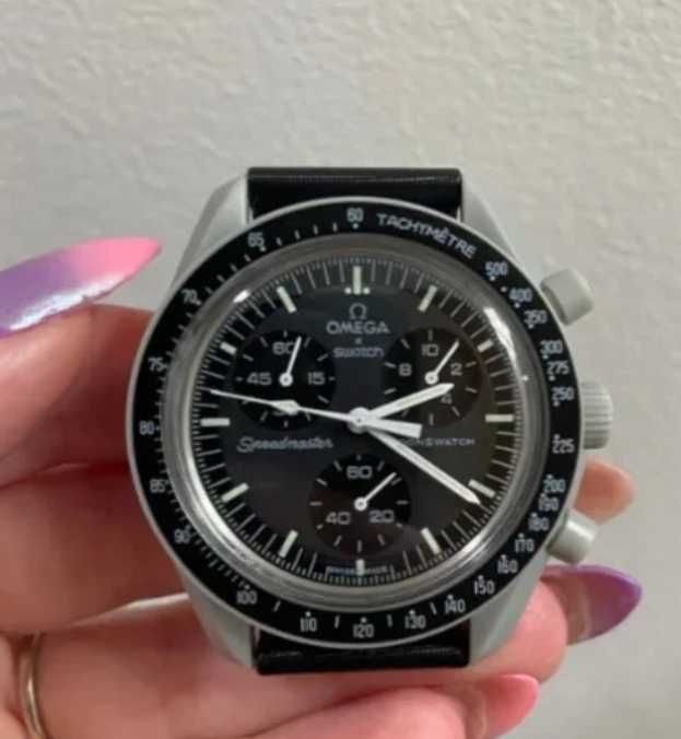 Swatch x Omega Bioceramic Moonswatch Mission to the Moon SO33M100