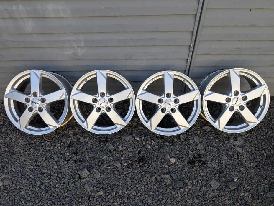 Комплект титанових дисків Rial 5*114.3 R16 5/114.3 16 Kia Nissan Renau