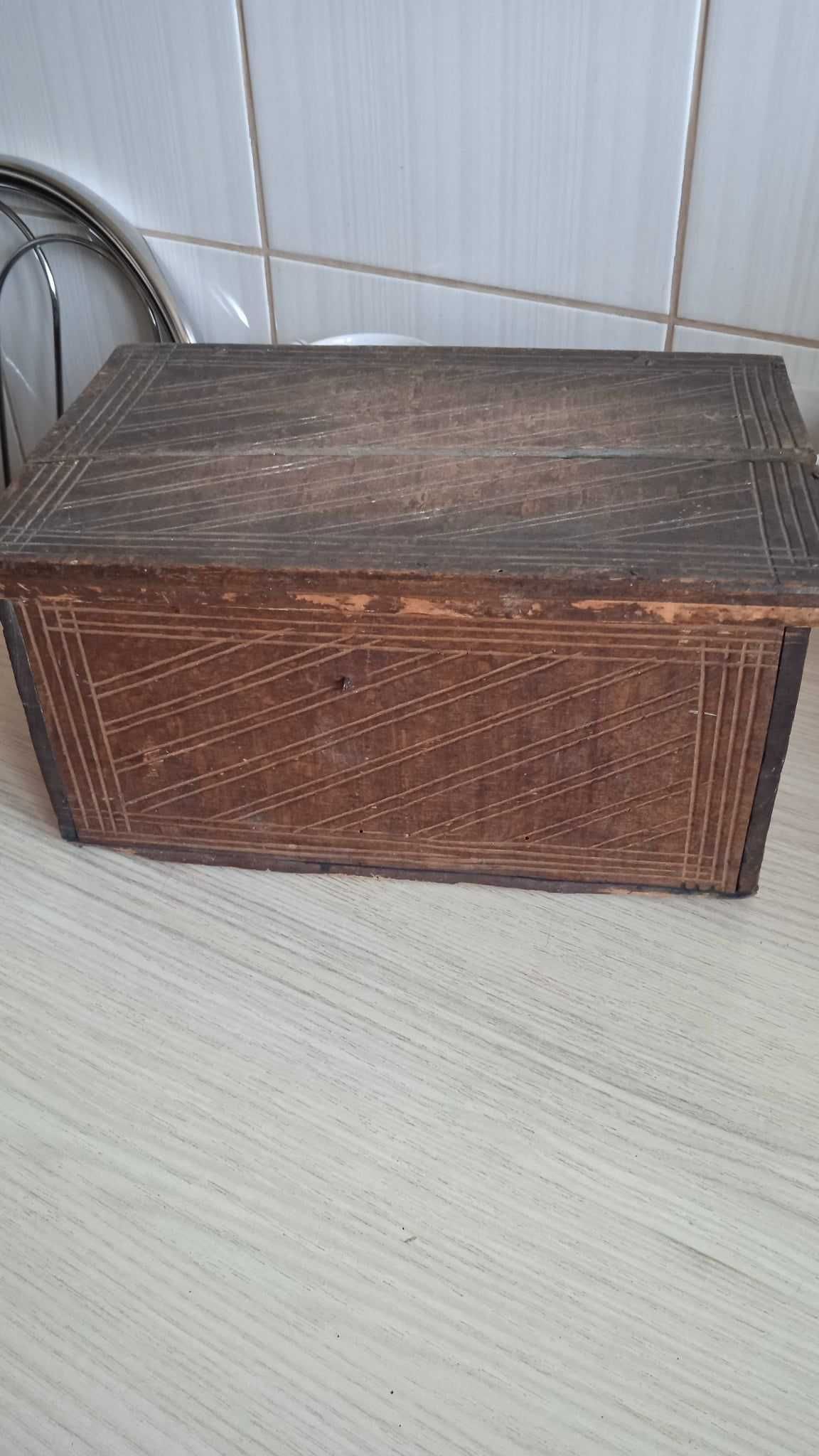 drewniana szkatułka PRL