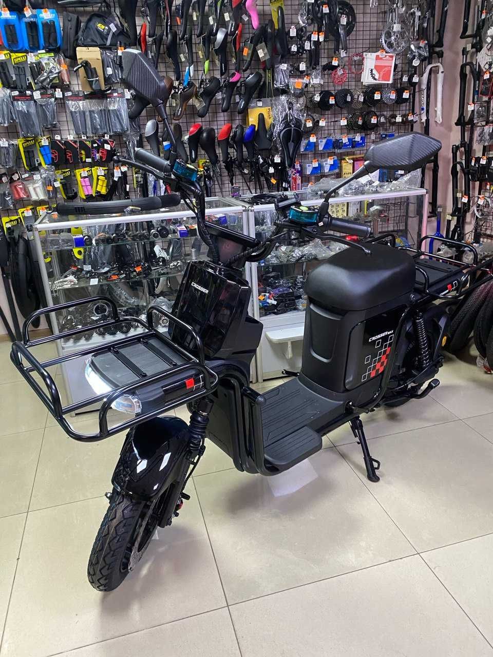 Электроскутер 800W 72V 20Ah електромопед